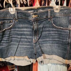 Old Navy size 16 Boyfriend shorts